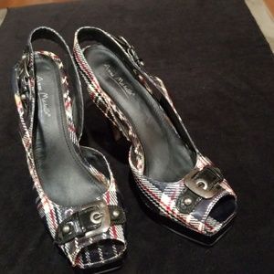 So cute! Anne Michelle, open toed, plaid high heel